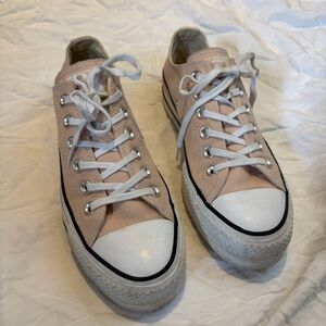 Converse Classic Low-Top Canvas Sneakers in Light Pink with platform sole